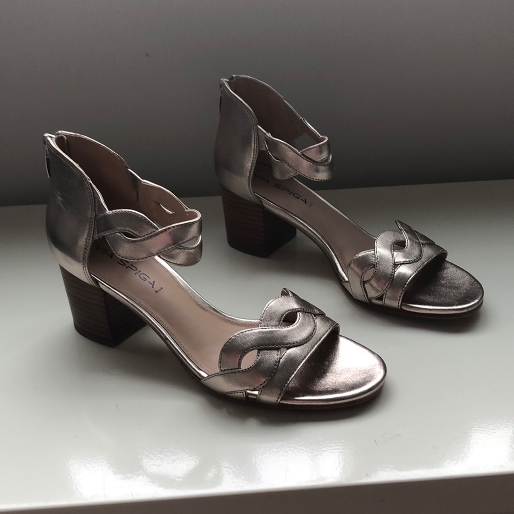 Via Spiga Rose Gold Sandals